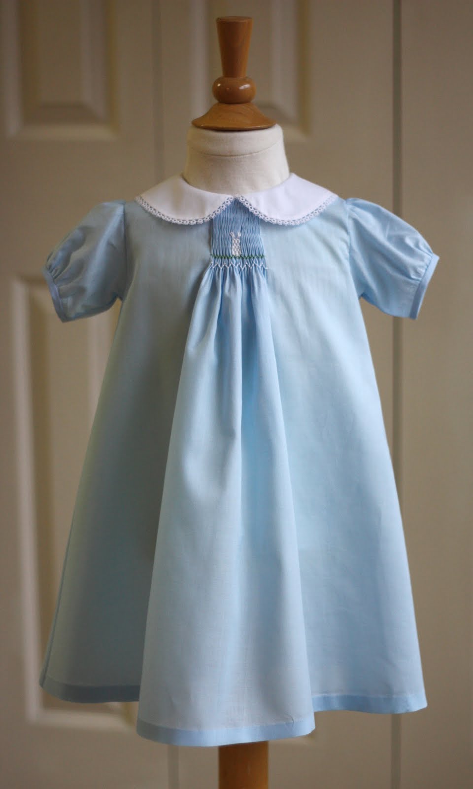 Creations By Michie` Blog: Baby Daygown With Center Smocking