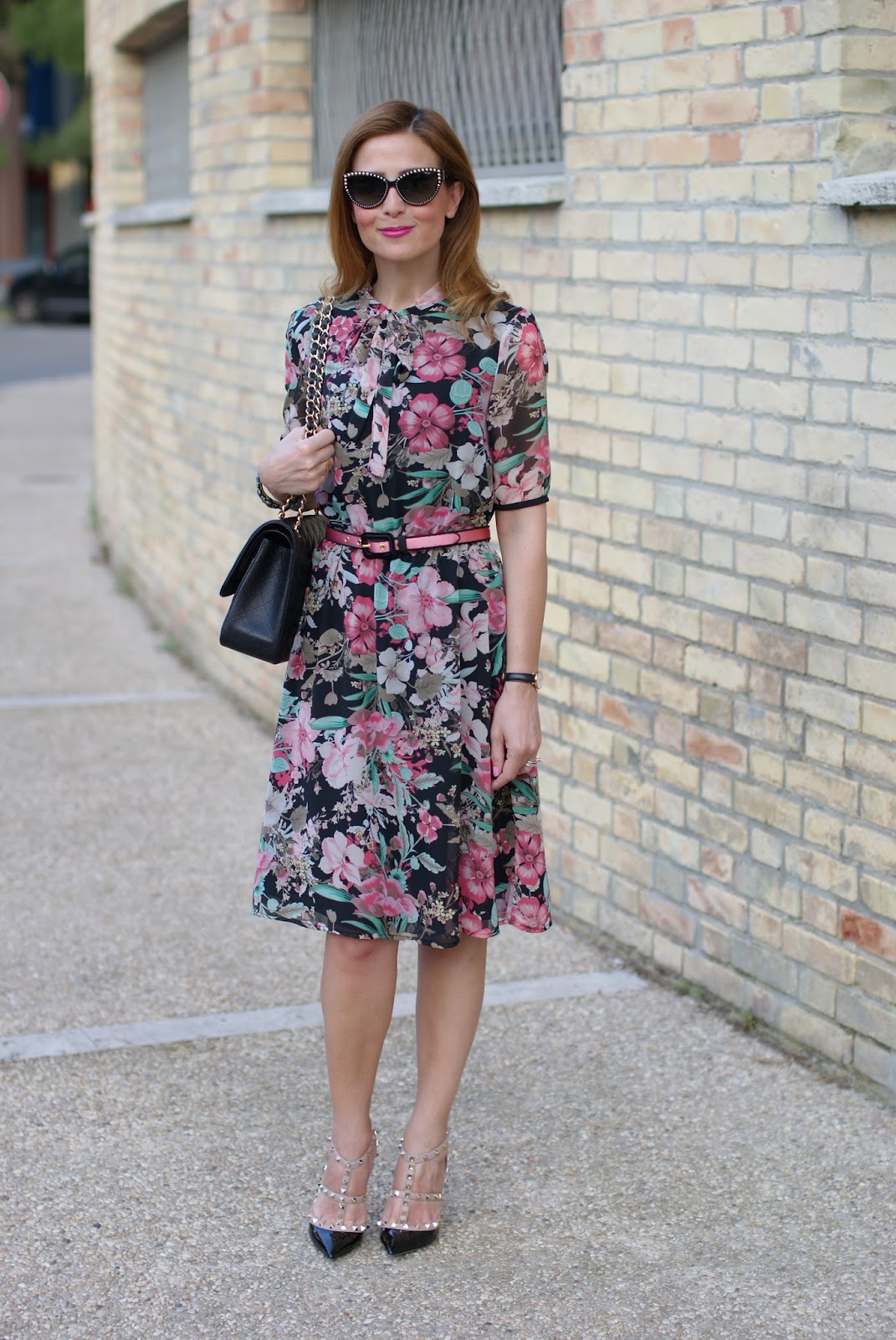 Floral chiffon dress with Valentino Rockstud heels and Chanel bag on Fashion and Cookies fashion blog, fashion blogger style