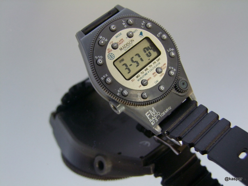 Digihorloges digiwatches Madison FM Radio Calculator Worldtime