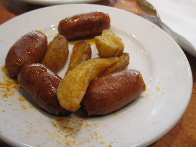 Barcelona, Cerveceria Baviera, sausage potatoes