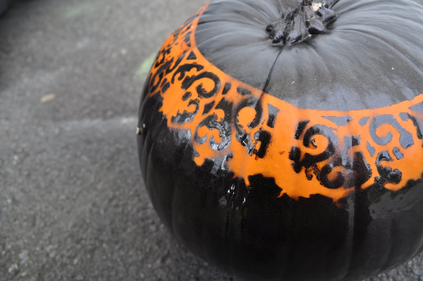 Lizalou Loves: Day 11: Paint, pumpkins, and more paint