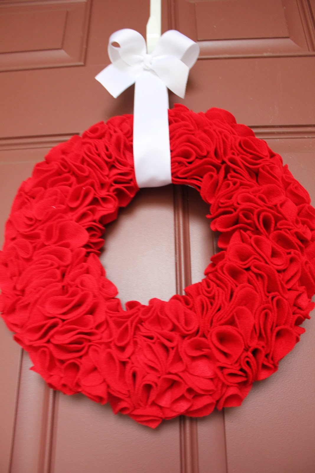 simply made with love Felt Wreath