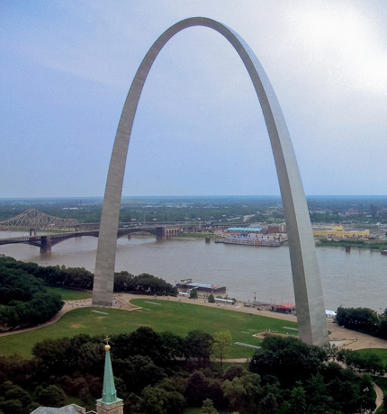 The Stainless Steel: St. Louis Gateway Arch
