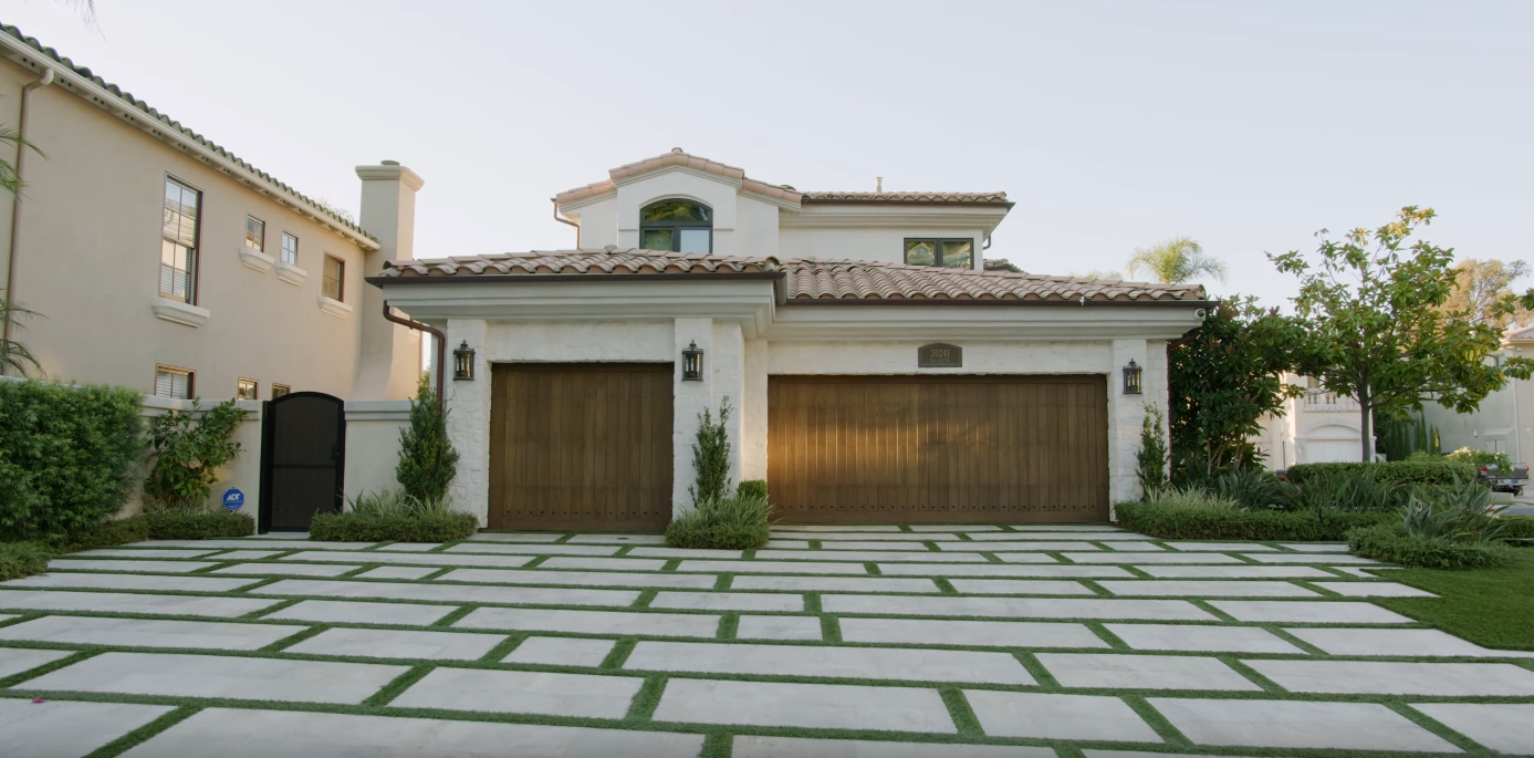 Luxury Home Interior Design vs. 30241 Via Festivo in San Juan Capistrano, California