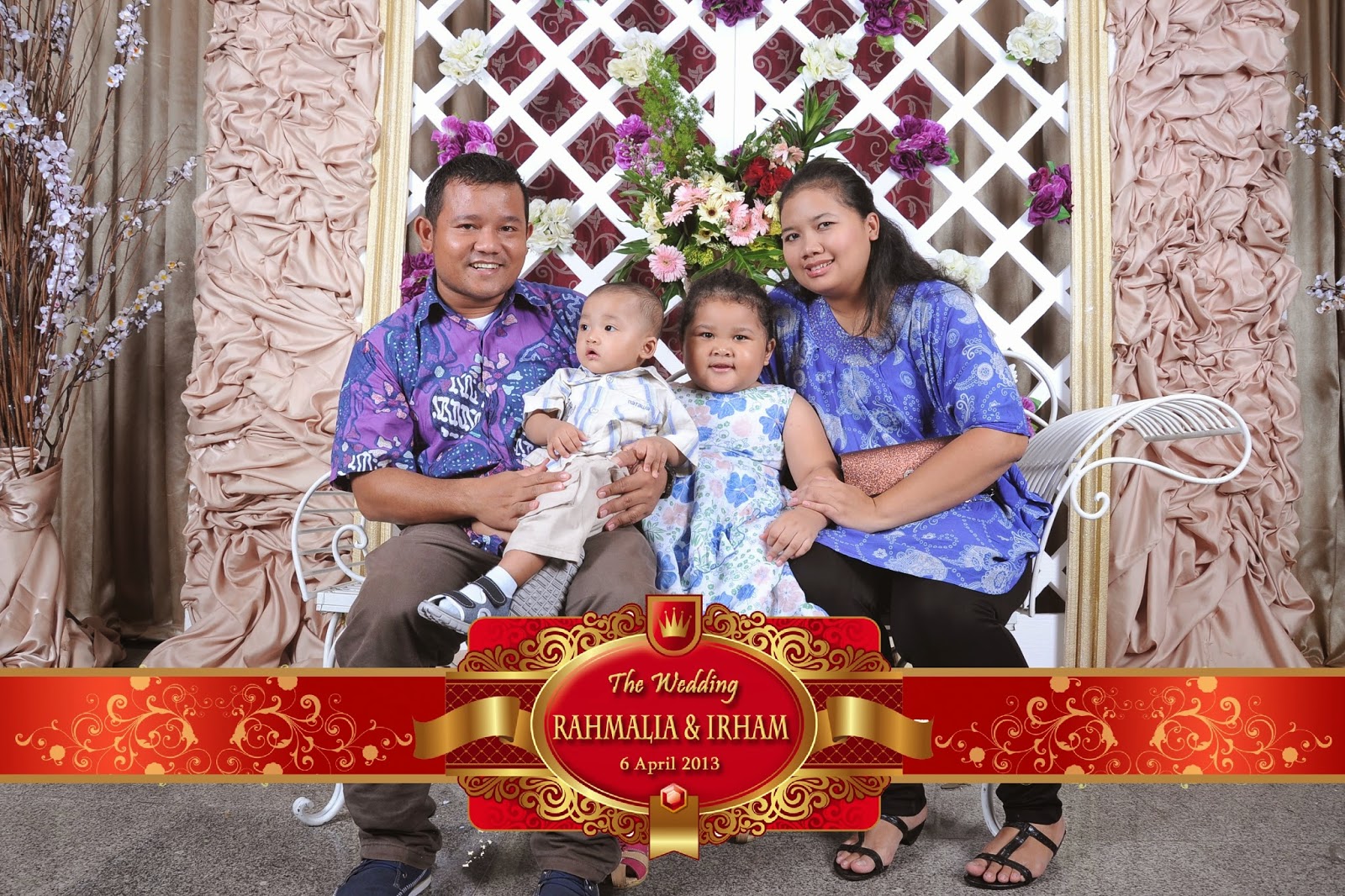 Photo Booth Jakarta IRIS PhotoBooth Jasa Photo Booth Souvenir Jakarta