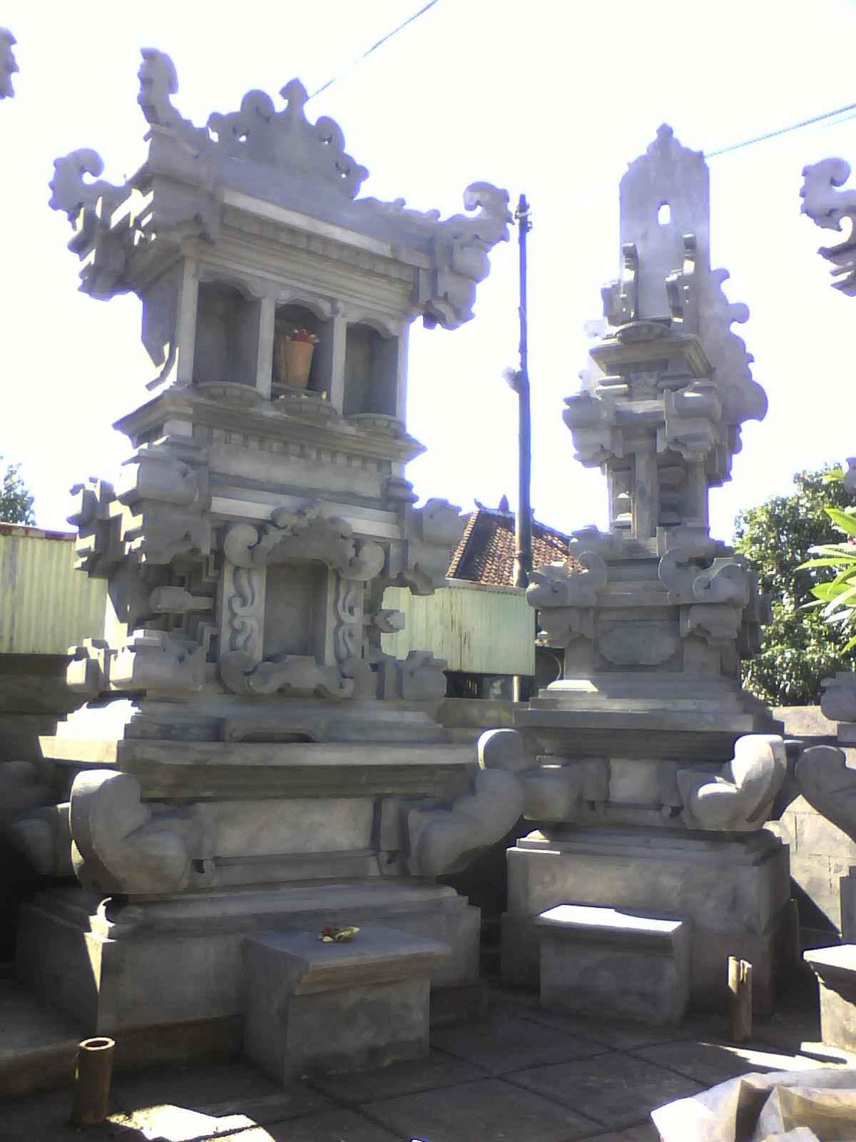 Letak Merajan Sanggah Sebuah Catatan