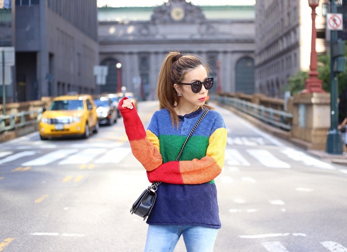 unif celab sweater, blank denim distressed jeans, alice and olivia pumps, boy chanel bag, chanel earrings, karen walker sunglasses, fahsion blog, street style, new york city, nyc blogger, sweater, fall, fall fashion