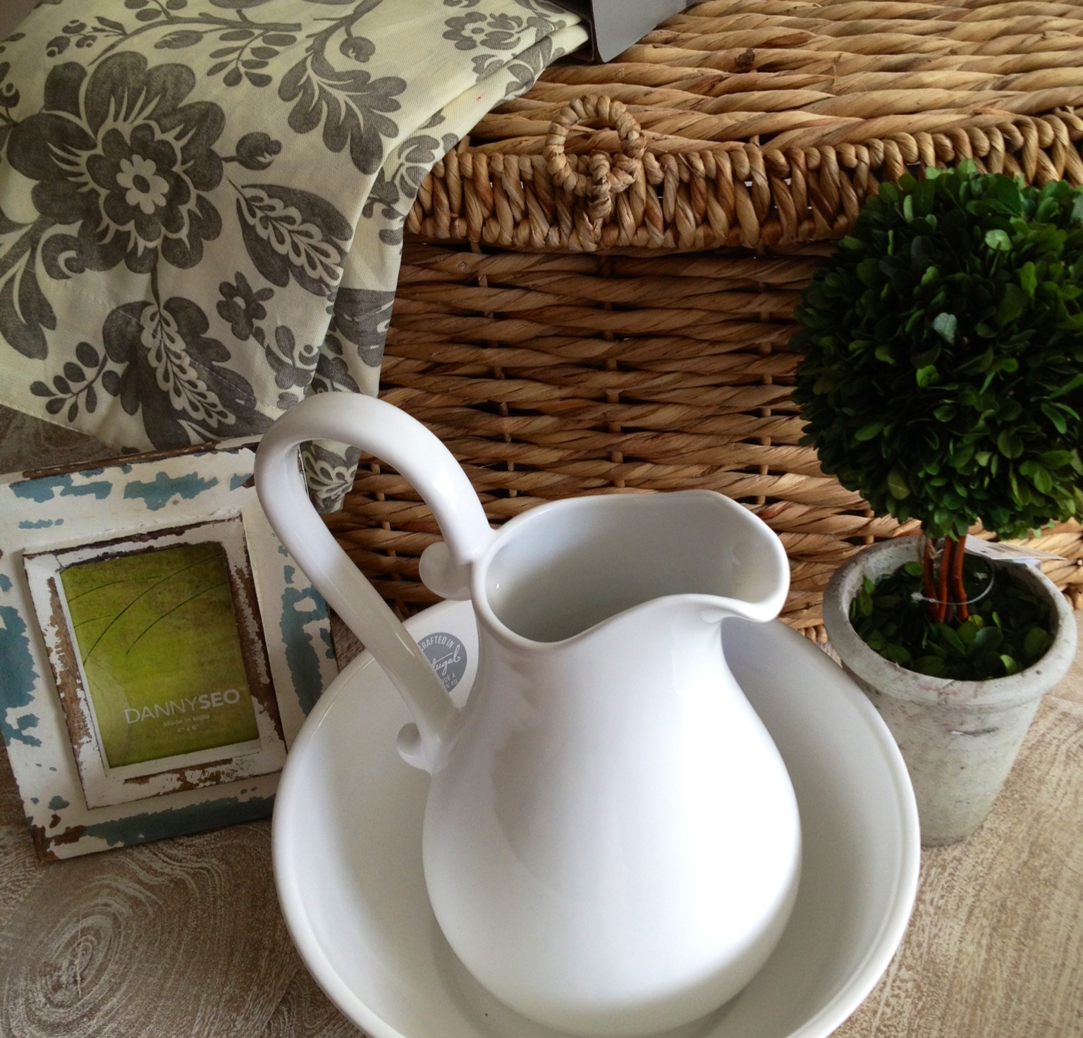 Gracie Blue : Happy Tuesday!! Home Goods Happy