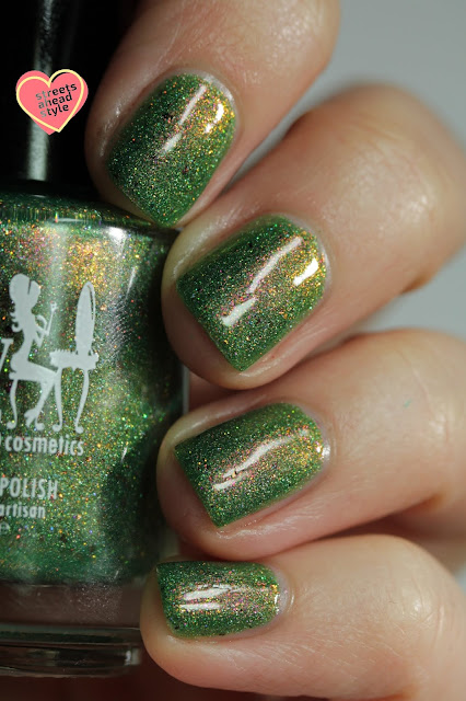Girly Bits Absinthe Fairy swatch by Streets Ahead Style