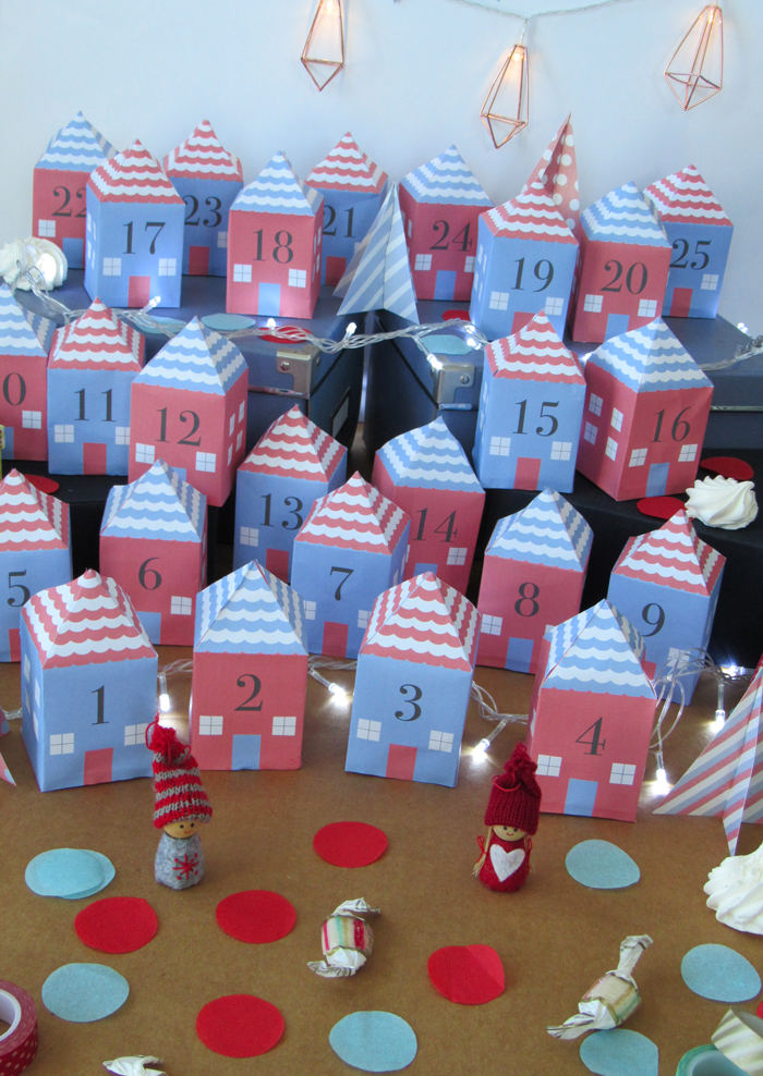 La Lilú Freebie Christmas Village Printable Advent Calendar