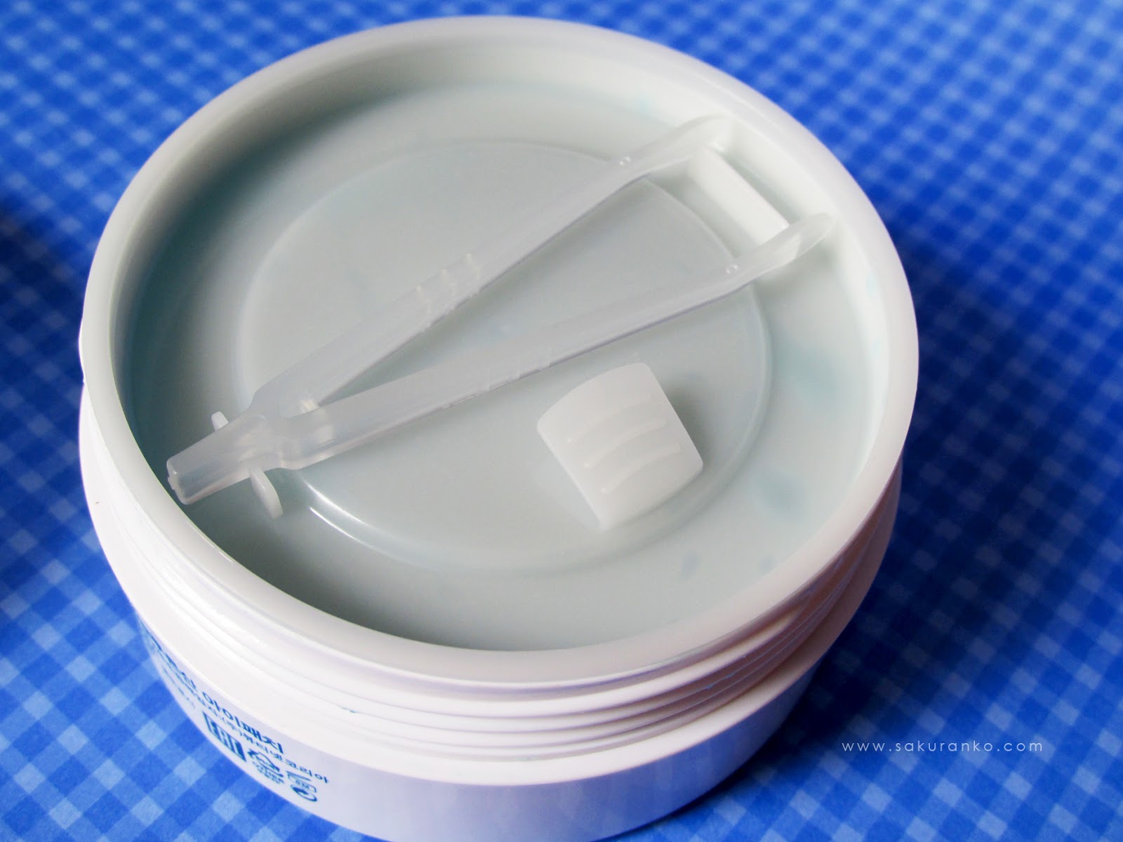 Sakuranko EYENLIP Hydrogel Eye Patch Hyaluronic Acid