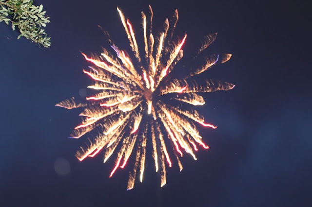 festive 4th of july fireworks, food and fun party ideas