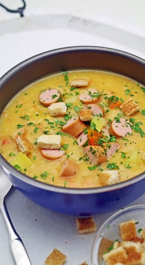 stuttgartcooking: Schwäbische Kartoffel-Suppe mit Saiten-Würstchen