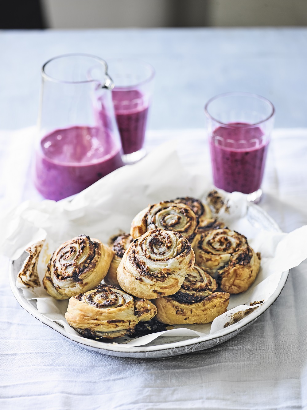 Chocolate Hazelnut Swirls & Berry And Honey Smoothies Claire Justine Oxox