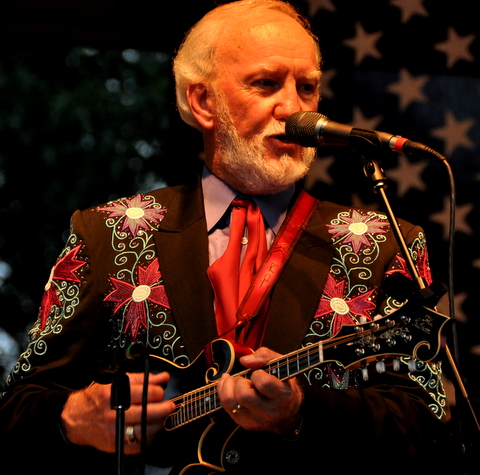 Ted Lehmann's Film, Books, Music & Commentary: Doyle Lawson & Quicksilver BGF at Denton Farm