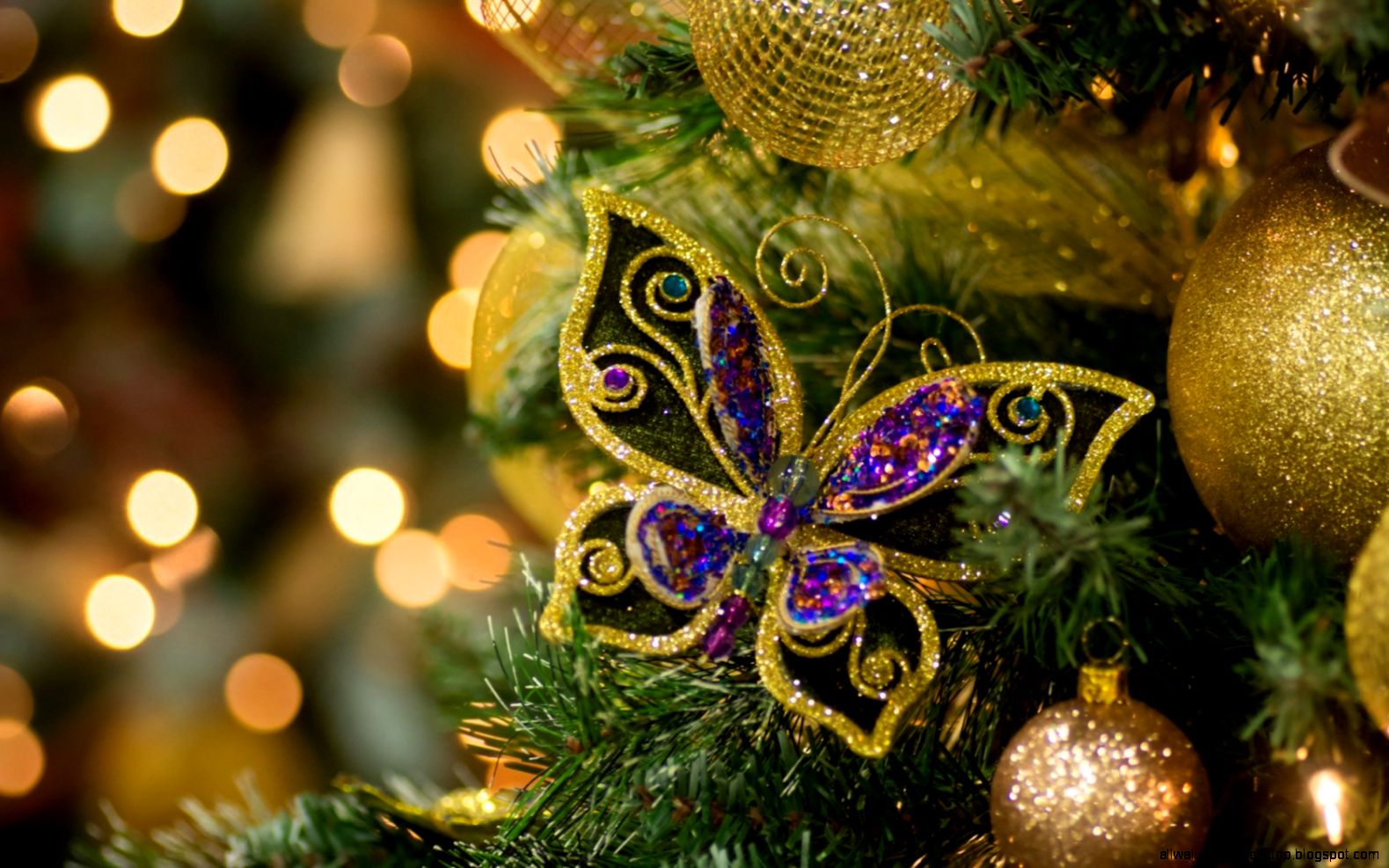 Christmas Tree Butterfly Balls Hd Wallpaper