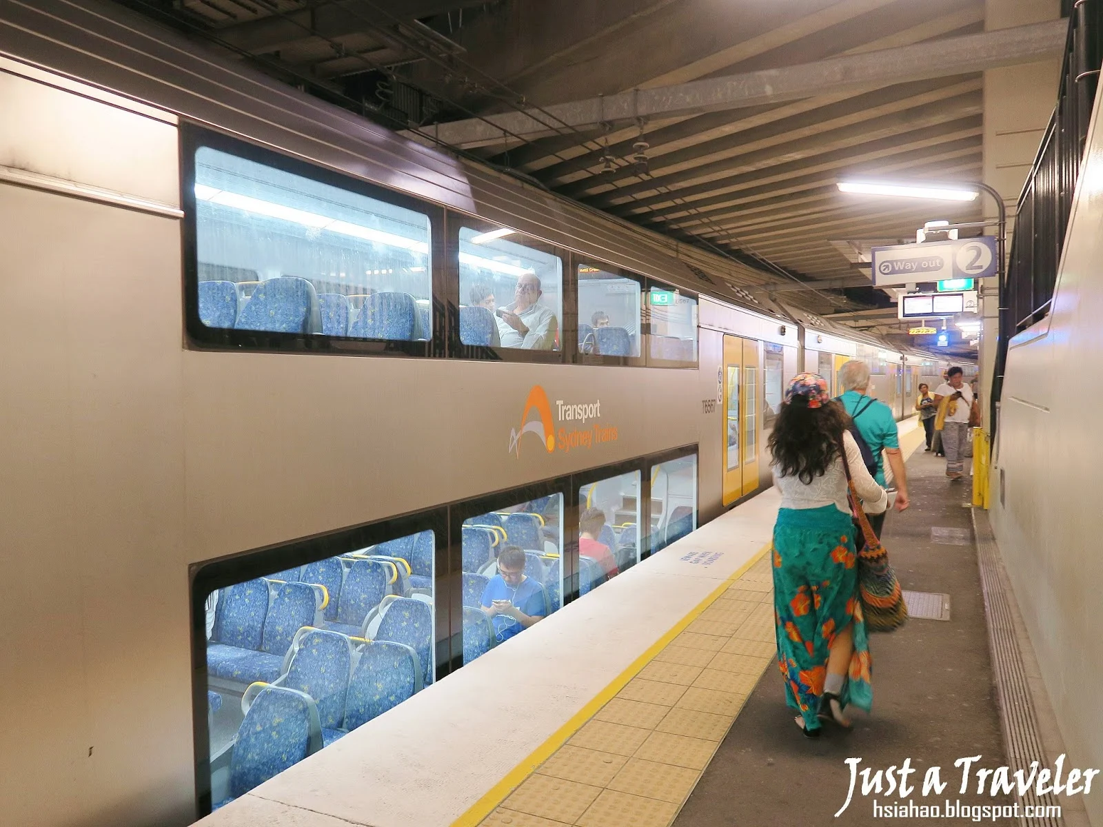 雪梨-雪梨交通-雪梨火車-雪梨輕軌-雪梨巴士-雪梨渡輪-澳寶卡-Sydney-Public-Transport-Bus-Ferry-Train-Opal-Card