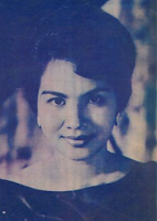  adalah seorang mantan penyiar radio dan penyanyi Indonesia yang cukup ternama pada era  Biografi Nien Lesmana - Penyanyi era 60-an, Ibu Mira Lesmana dan Indra Lesmana