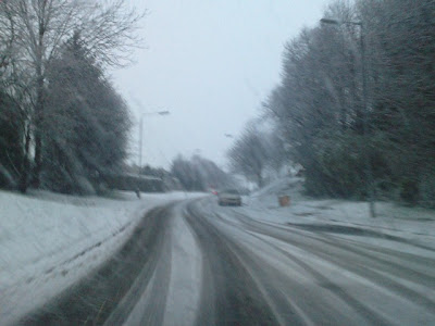 >Wild Weather Moving into UK Tonight Bringing Brief Warmup, Chill Returns Friday, Frigid Start to Tuesday across US, Snowstorm takes aim at US