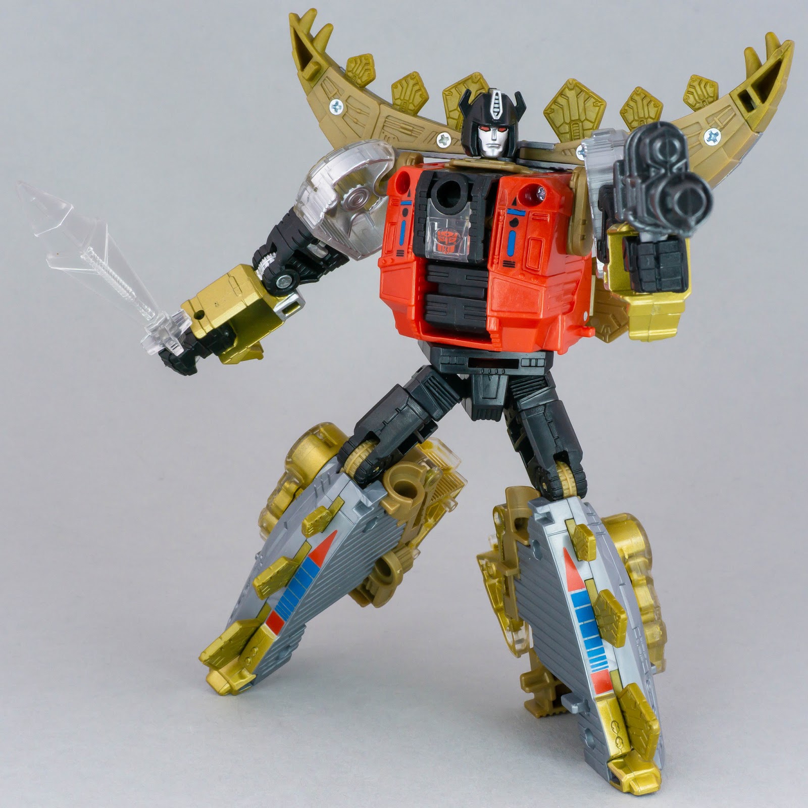 Transformers Power of the Primes Snarl robot mode posed 1