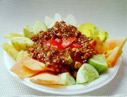 Resep Rujak Buah Sambal Pelengkap Rujak Buah Assiraatal Mustaqiim