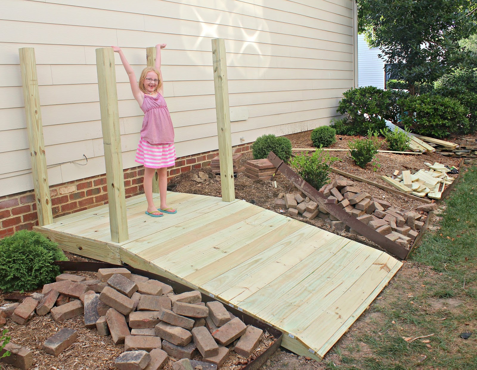 carolina on my mind Trash Can Enclosure Part 1