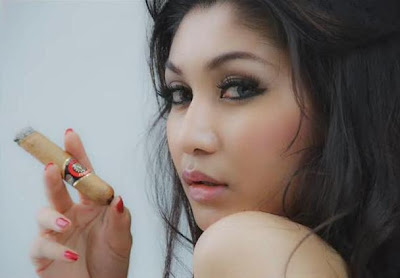 Kamar Baby Margaretha: Foto Baby Margaretha Dengan Bikini Hitam