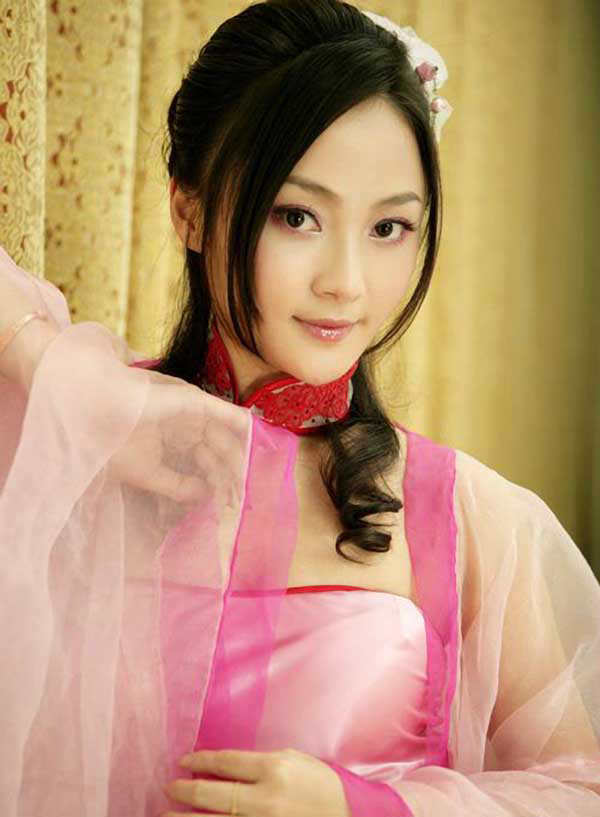 Beautiful+Chinese+Girls+in+Traditional+Outfits.jpg