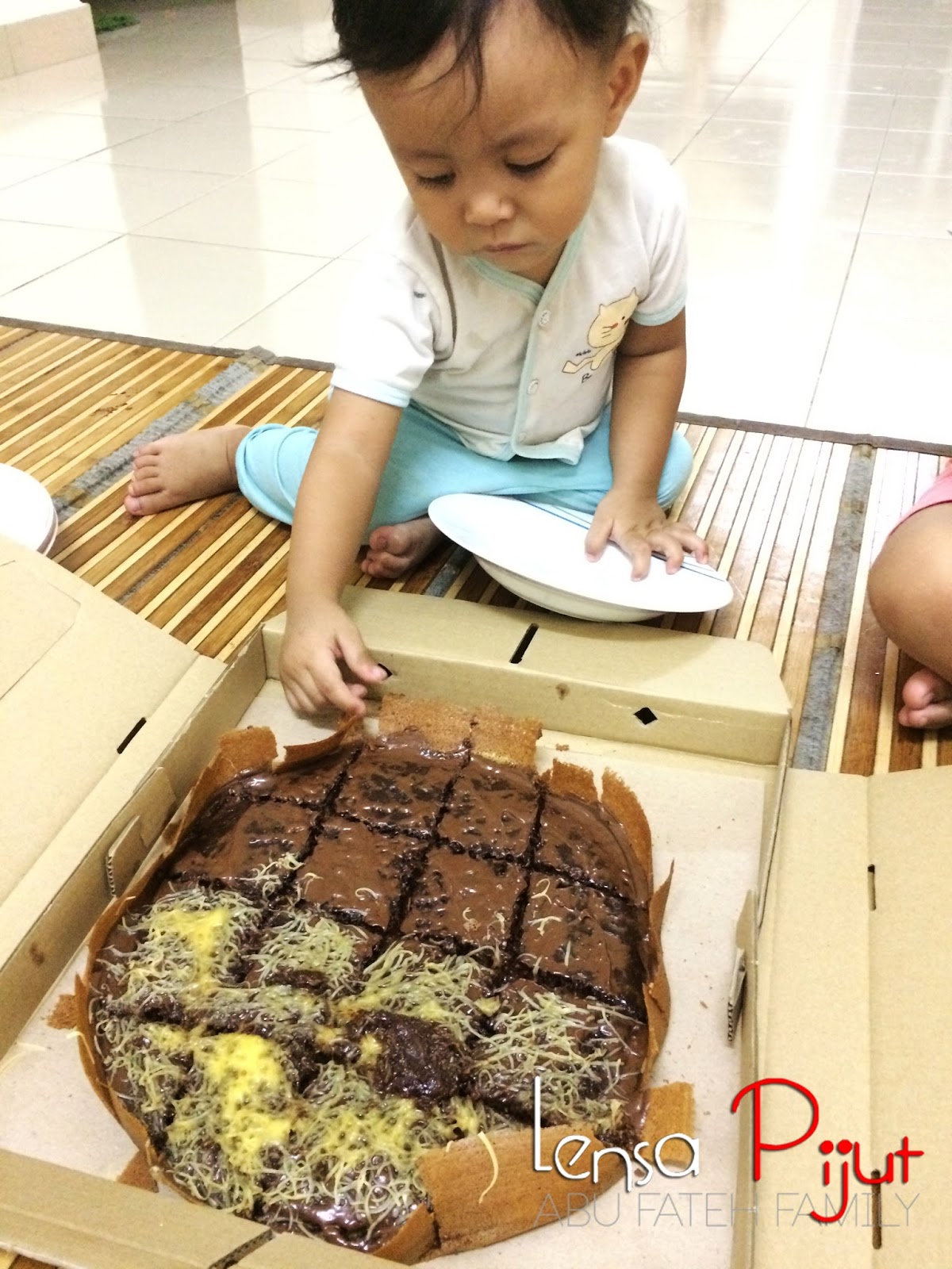 Lensa Pijut Ahmad Lim PANCAKE Bangi