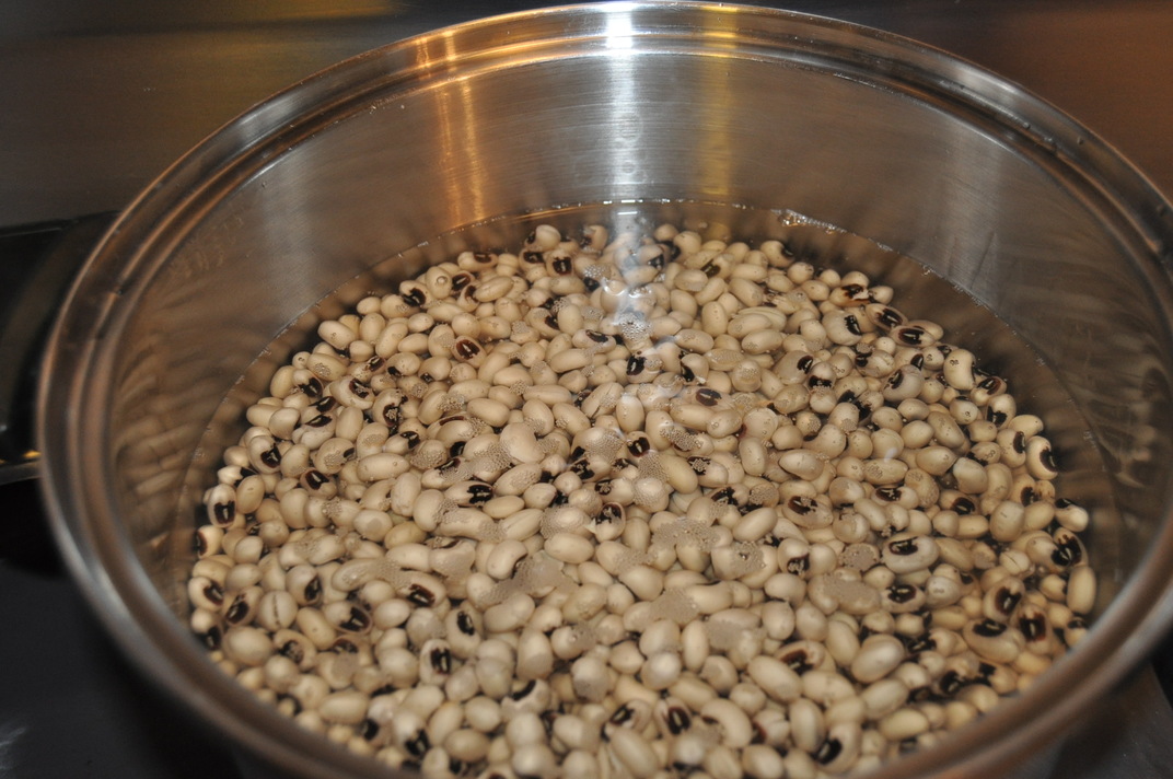 I am&hellip; Dreaming of Castles: Black Eyed Peas Recipe &amp; Corn Bread a New Years tradition