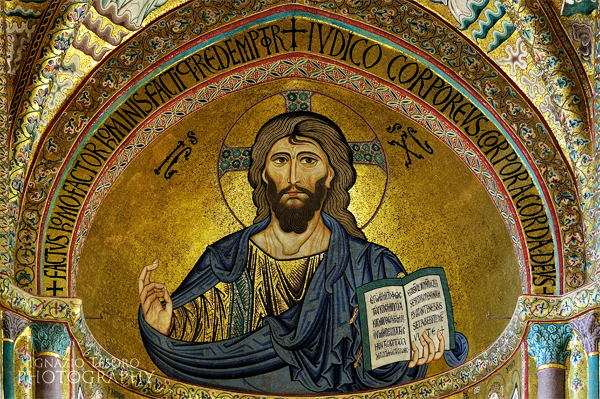 Il Busto Di Cristo Tipico Dell'arte Bizantina