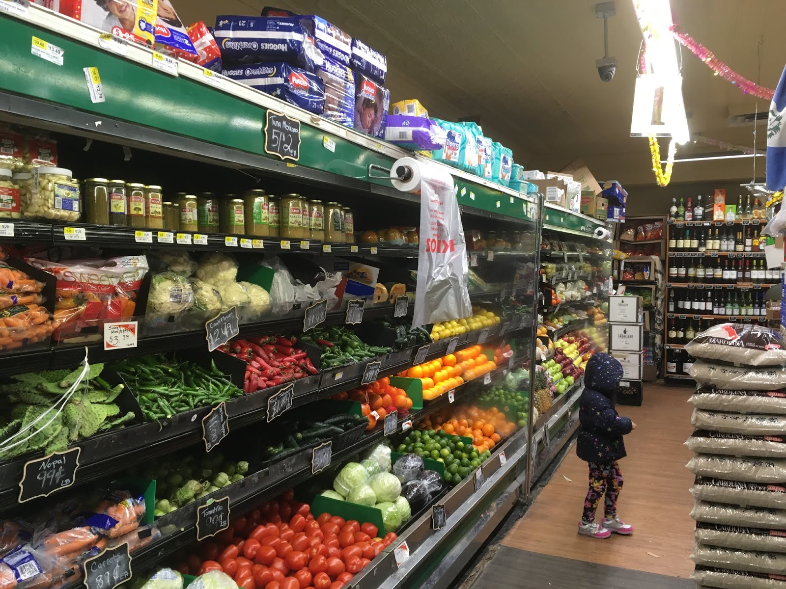 TOUR Kikos Supermarket Fairview, NJ