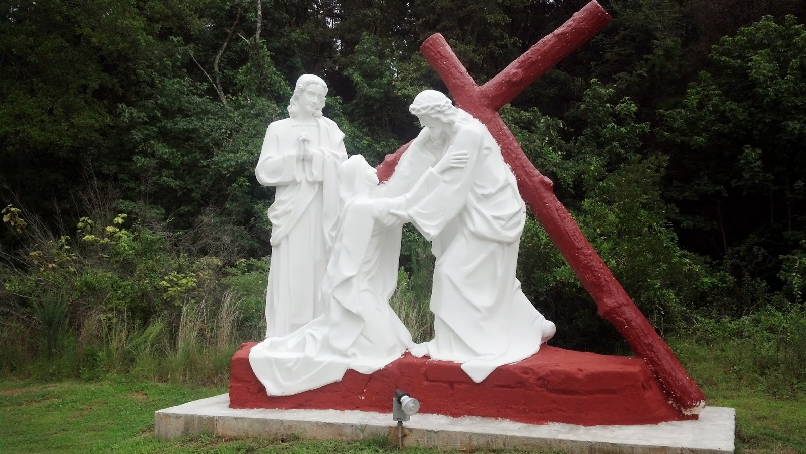 Jesus' Life, Death & Resurrection Displayed in Statues ~ Author ...