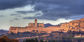 This panorama of Assisi shows how the Basilica di San Francesco is built on two levels