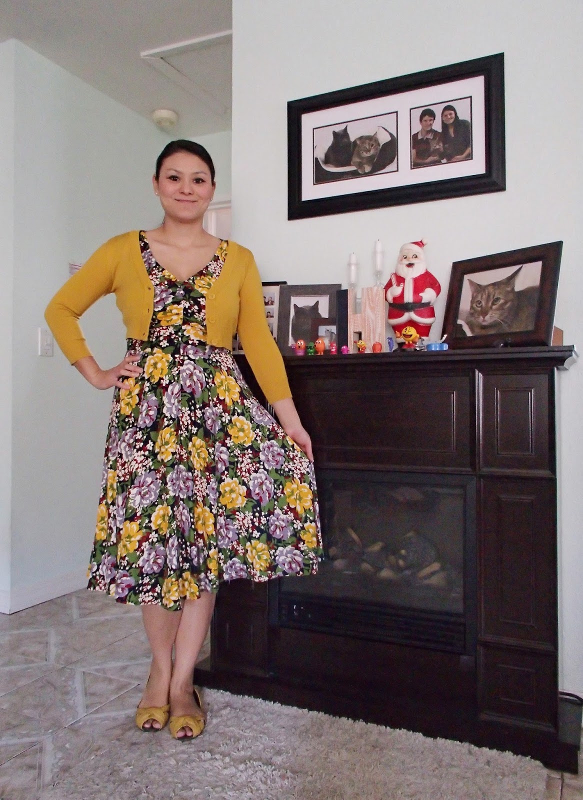 Silver Cat Tea Party: Dress Review: Trashy Diva's Victory Floral For