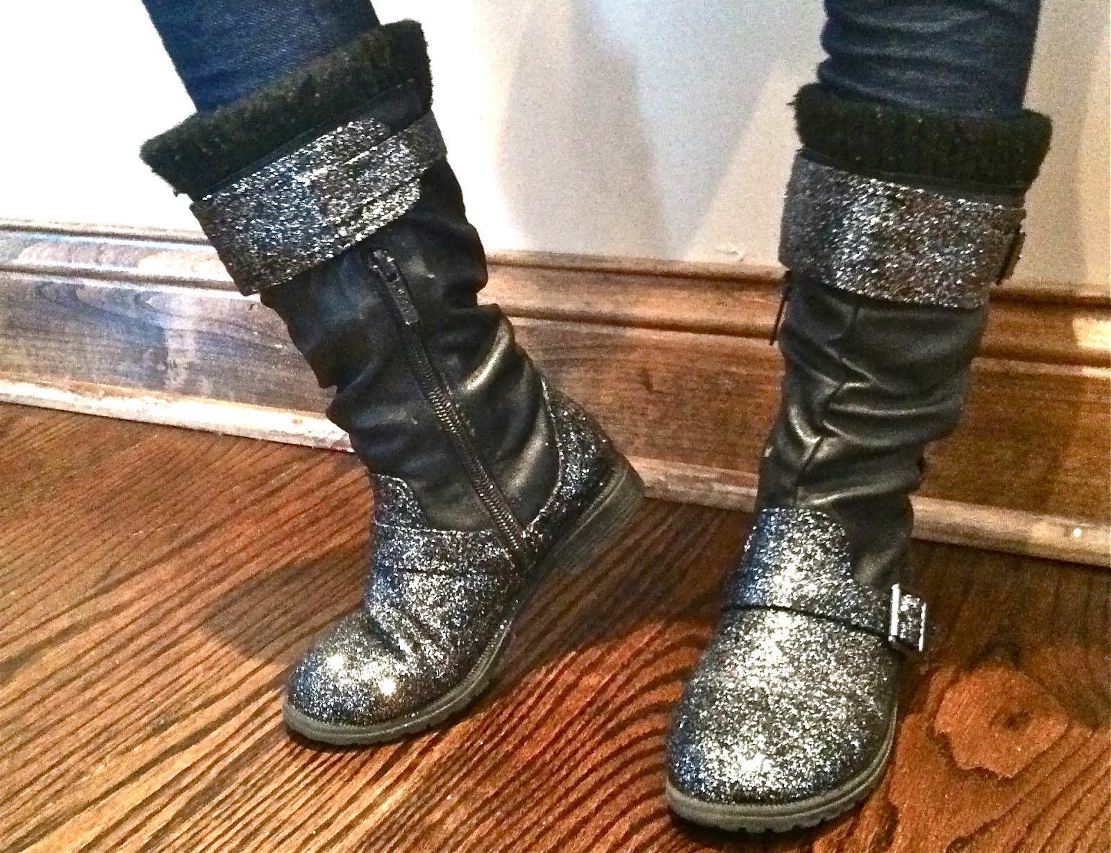 Fresh Baked Fun! Sparkle Boot Redo DIY
