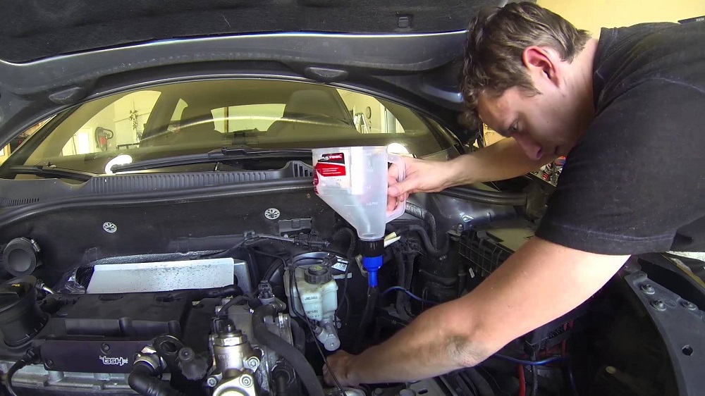 the AUSSiE Info Necessity of Transmission Fluid Service for the Best Maintenance of Cars