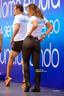 rubia sexy en calzas rubia-sexy-calzas