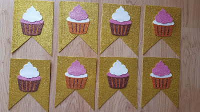 DIY Glitter Cupcakes Banner DIY Glitter Cupcakes Banner