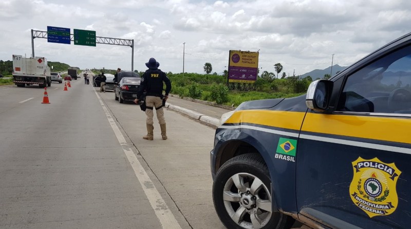 Motorista morre em acidente com caminhão de manga na BR-251 no Norte de  Minas - Jornal O Popular