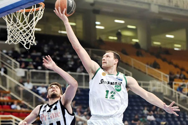 Η πρώτη... σκούπα!