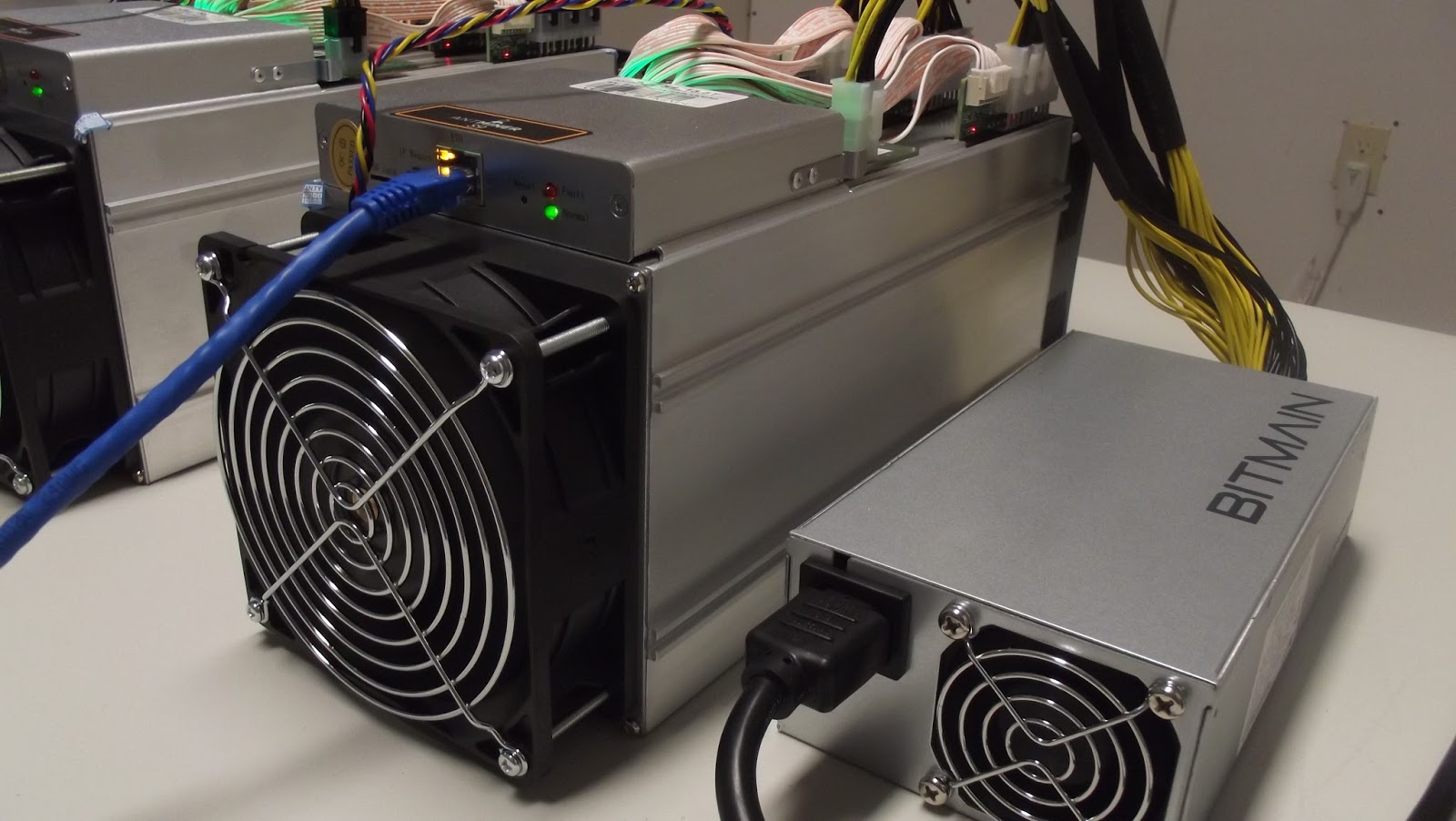 Thoughtful Investor Best Bitcoin Miners