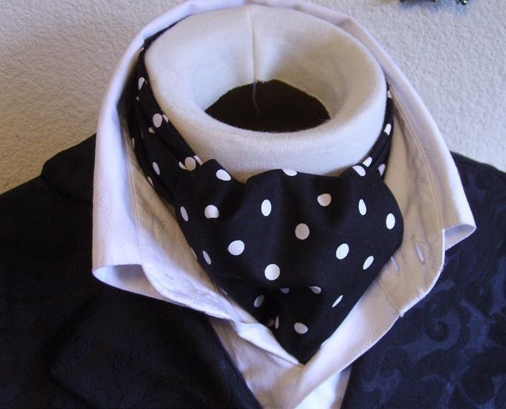 TOTAL IMAGE MENSWEAR The Ascot Tie