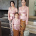 Kebaya Pernikahan Seragam Ibu Anak Wulan Guritno Shaloom Razade Cantik
