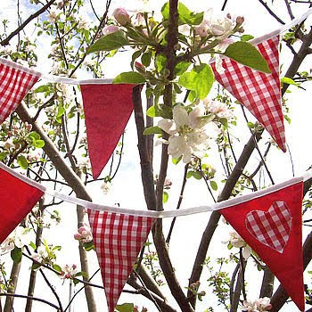 decoração para festa junina - bandeirinhas de tecido