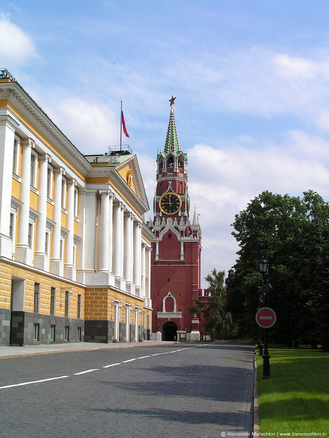 Сенатский дворец и Спасская башня | The Senate and the Spasskaya tower