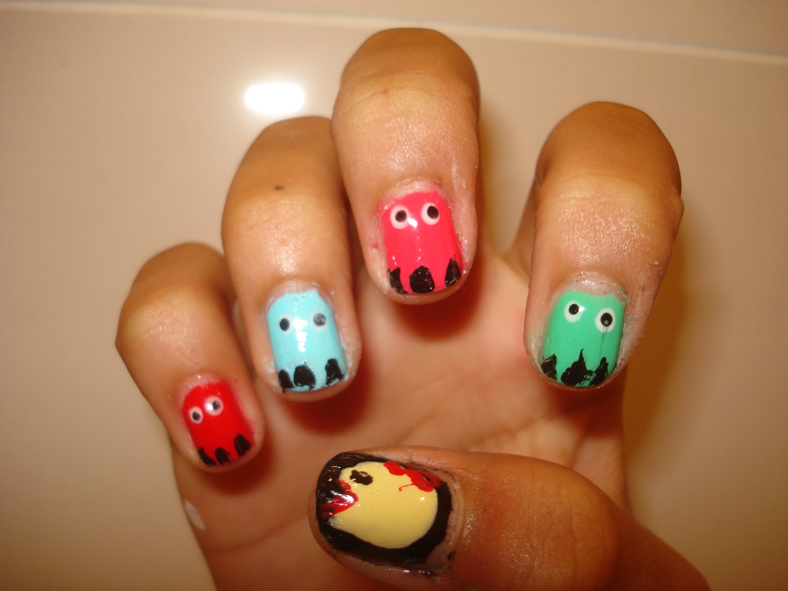 2. Pacman Themed Nail Art - wide 3