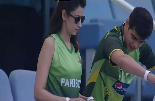 IND vs PAK Mystery Girl IND vs PAK Mystery Girl