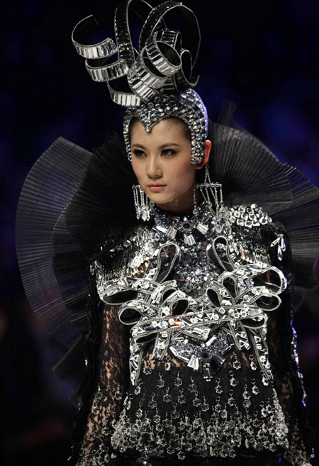 Aka Tombo Millinery: Beijing Fashion Week