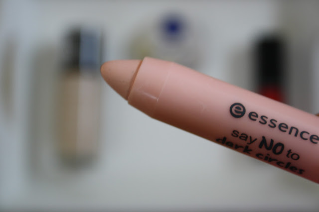 Essence Say No To Dark Circles Swatch and Review